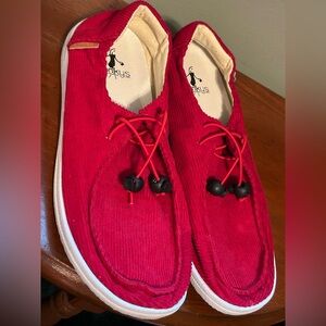 Corkys "Kayak" Corduroy Bungee
Detailed Slip-on Shoes preowned in good condition